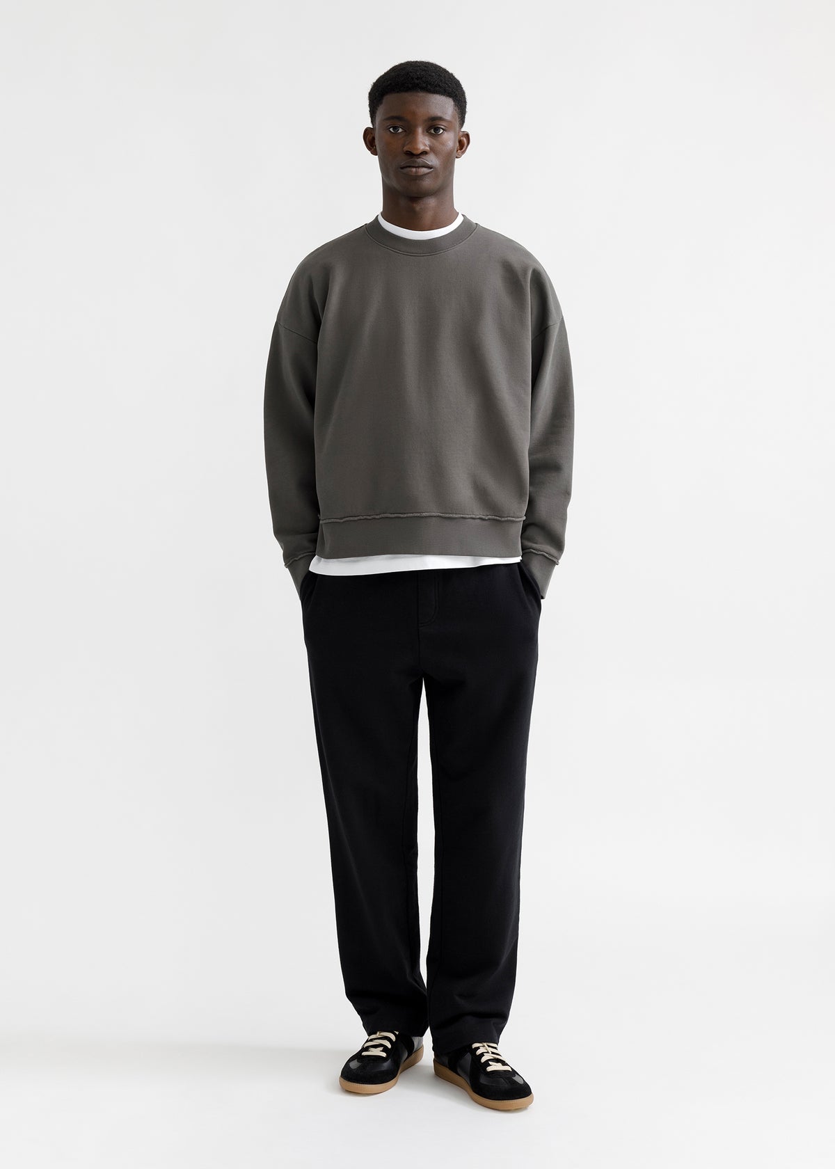 Oversized Frayed Sweater Charcoal - Front Men