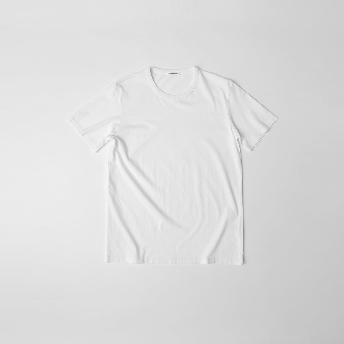T-Shirt 180 GSM in White made from organic cotton - Front Men - Front Women
