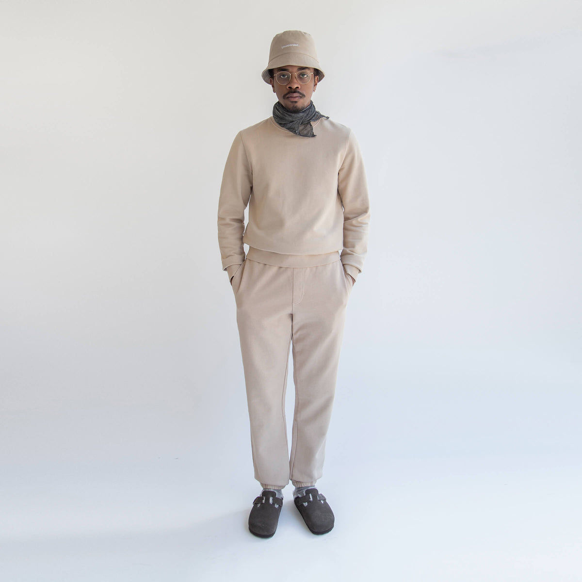 Sweatpant in Khaki made from organic cotton - Alternate Men - Only Men